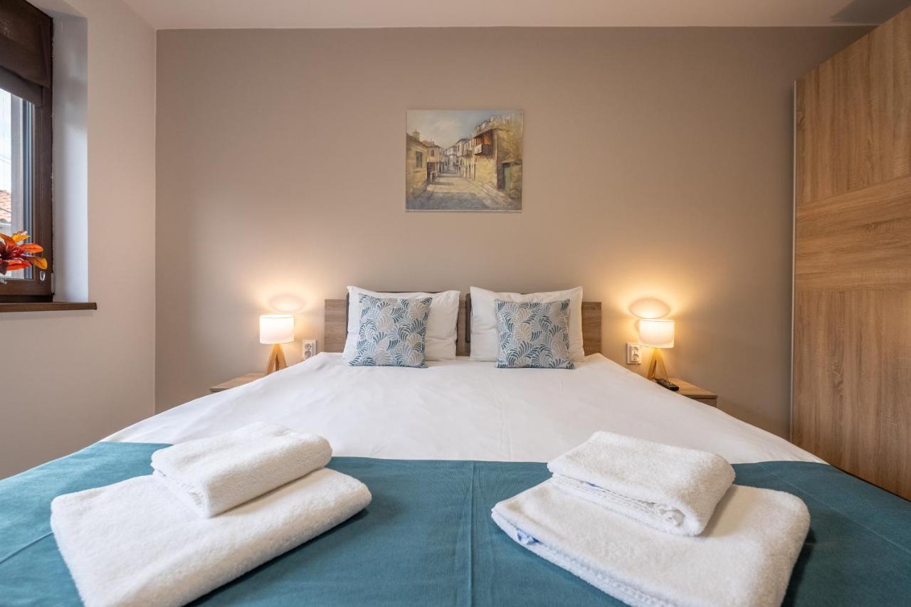 וליקו טורנובו Tarnovgrad Apartments - Free Parking מראה חיצוני תמונה