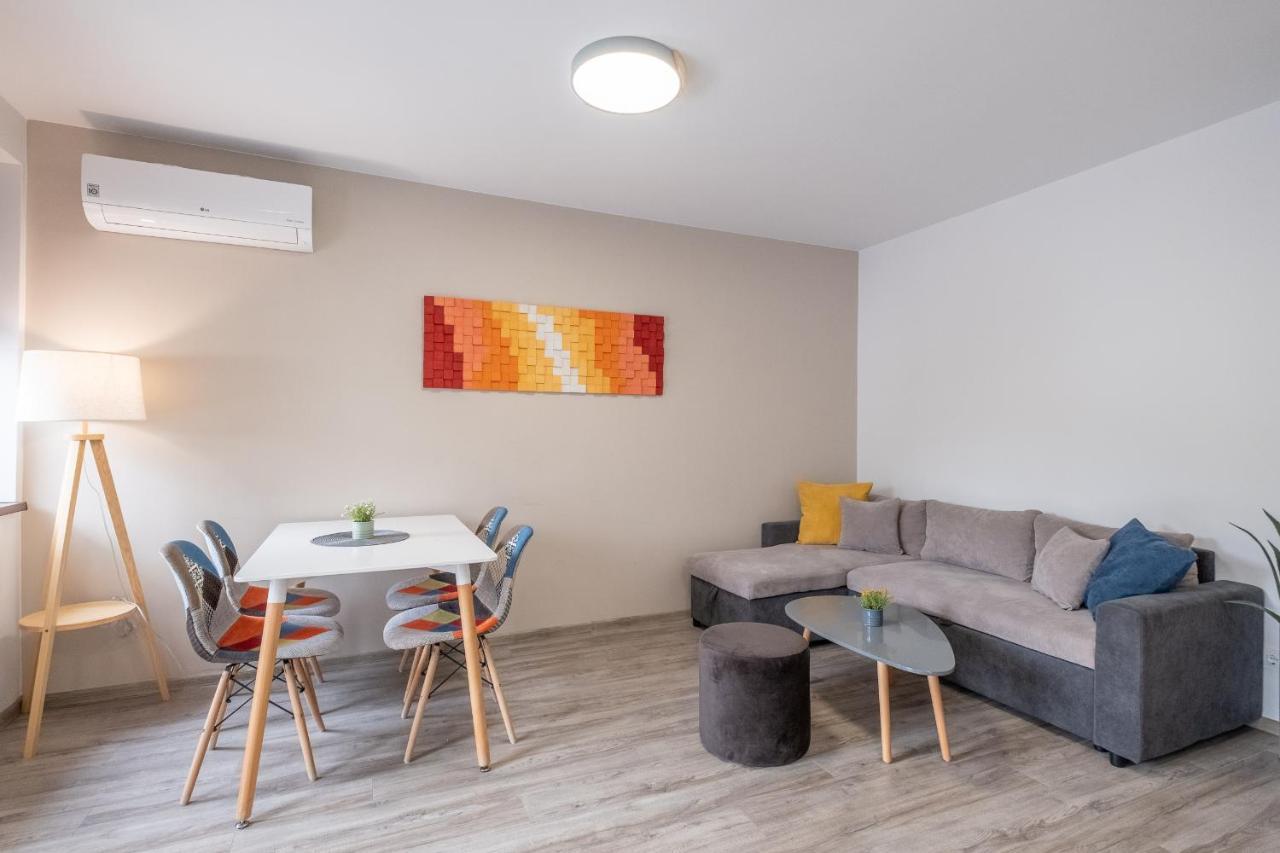 וליקו טורנובו Tarnovgrad Apartments - Free Parking מראה חיצוני תמונה