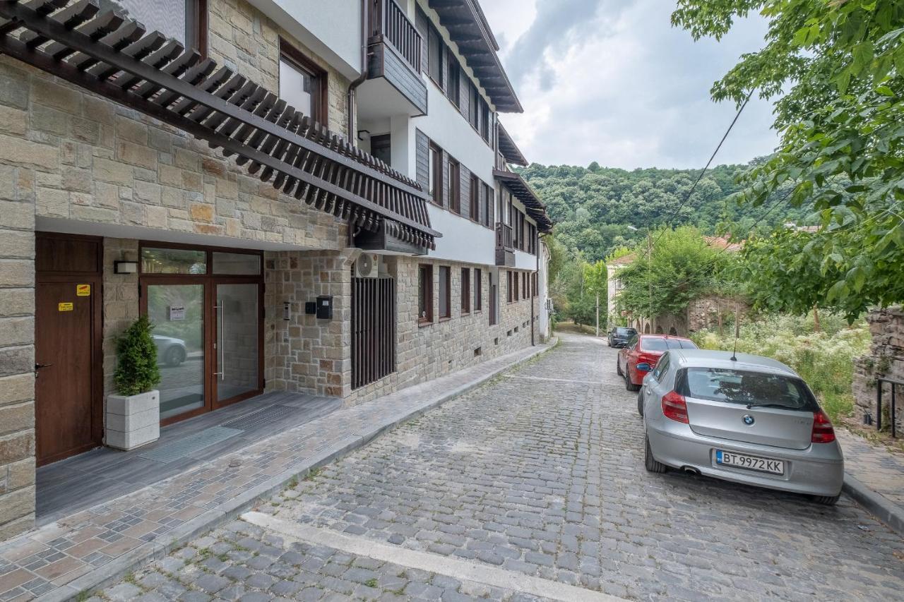 וליקו טורנובו Tarnovgrad Apartments - Free Parking מראה חיצוני תמונה