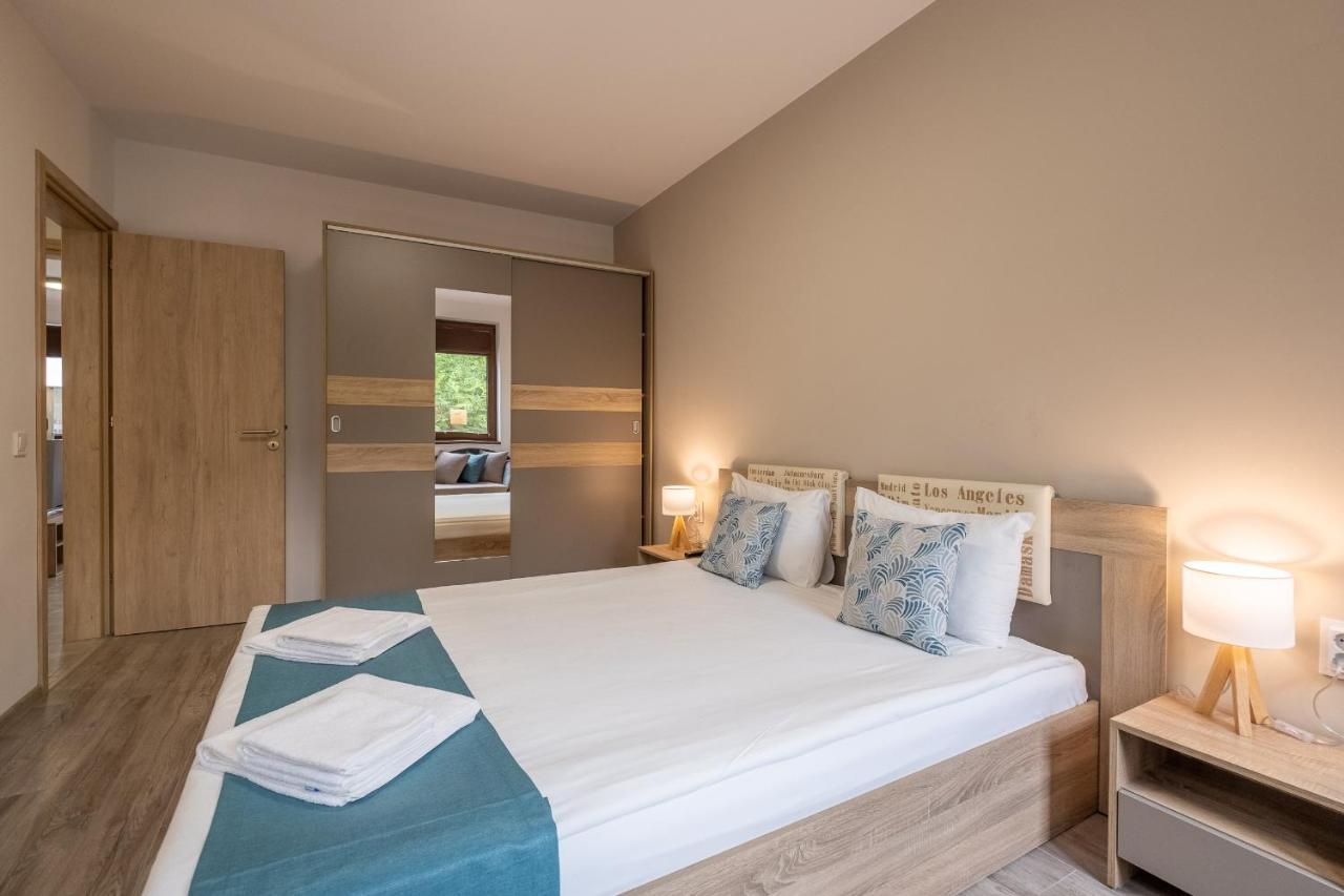 וליקו טורנובו Tarnovgrad Apartments - Free Parking מראה חיצוני תמונה