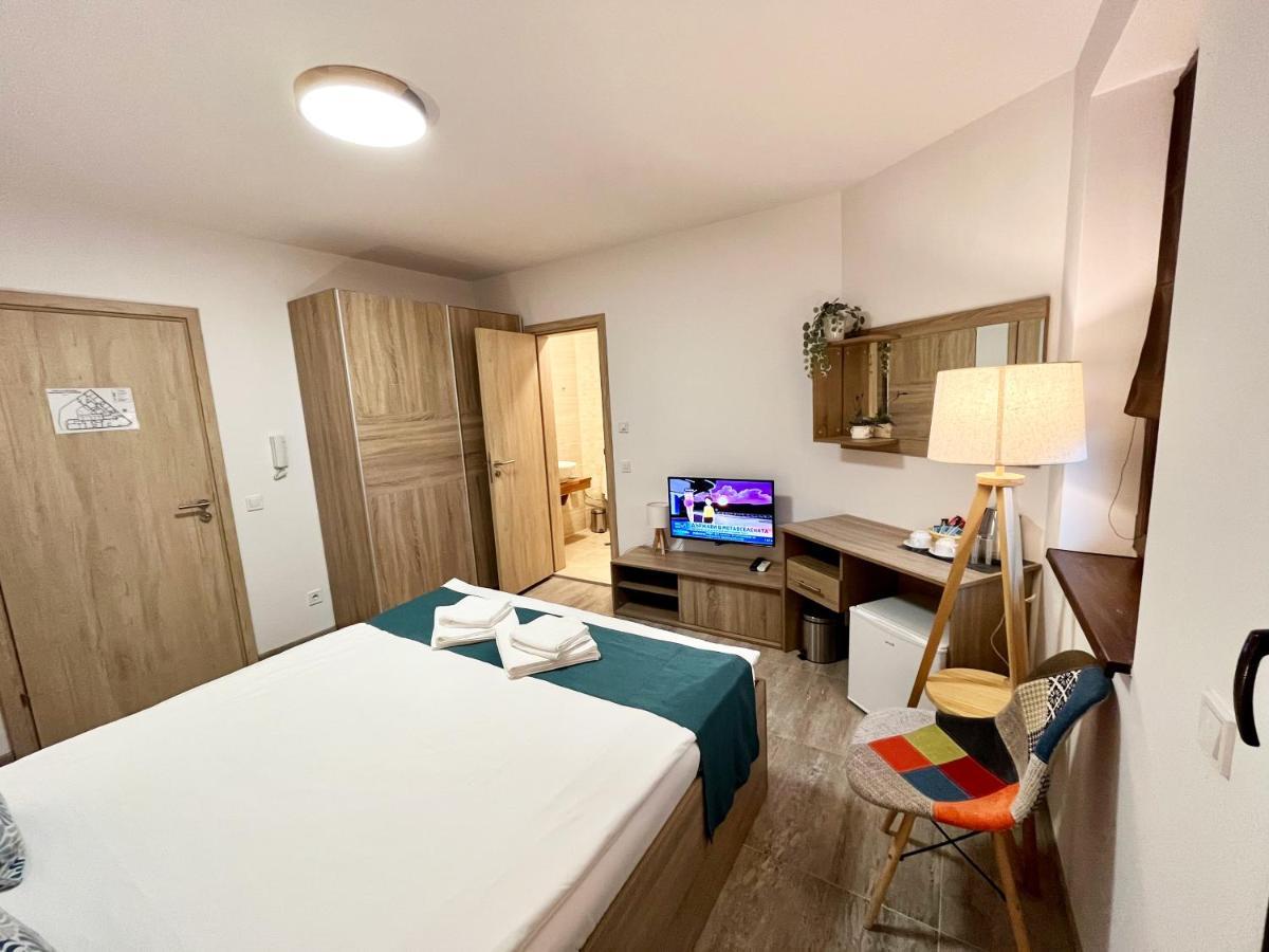 וליקו טורנובו Tarnovgrad Apartments - Free Parking מראה חיצוני תמונה